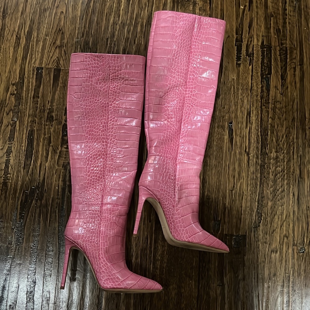Worn one time only - Picture 1 of 2